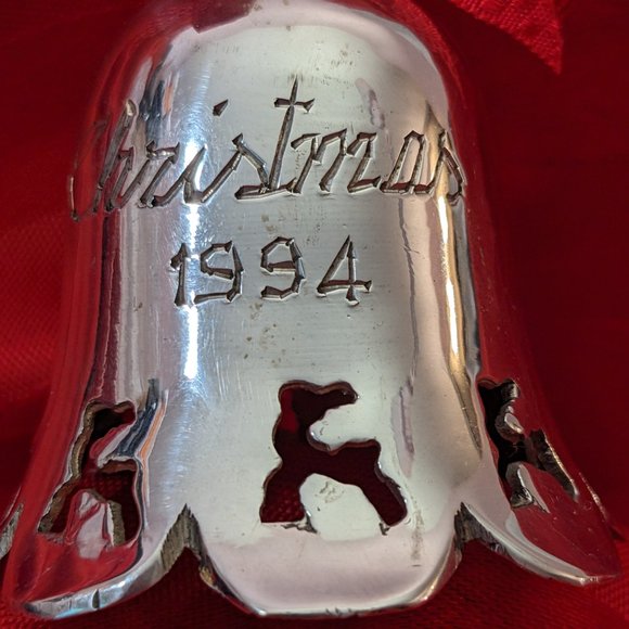 Reindeer Bell Silver Plated Engraved Vtg 1994 International Silver - Picture 4 of 8